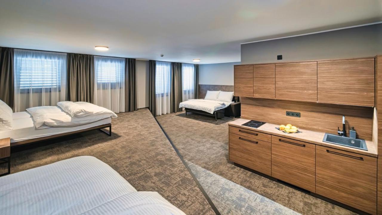 אולומוץ Aba Apartments מראה חיצוני תמונה