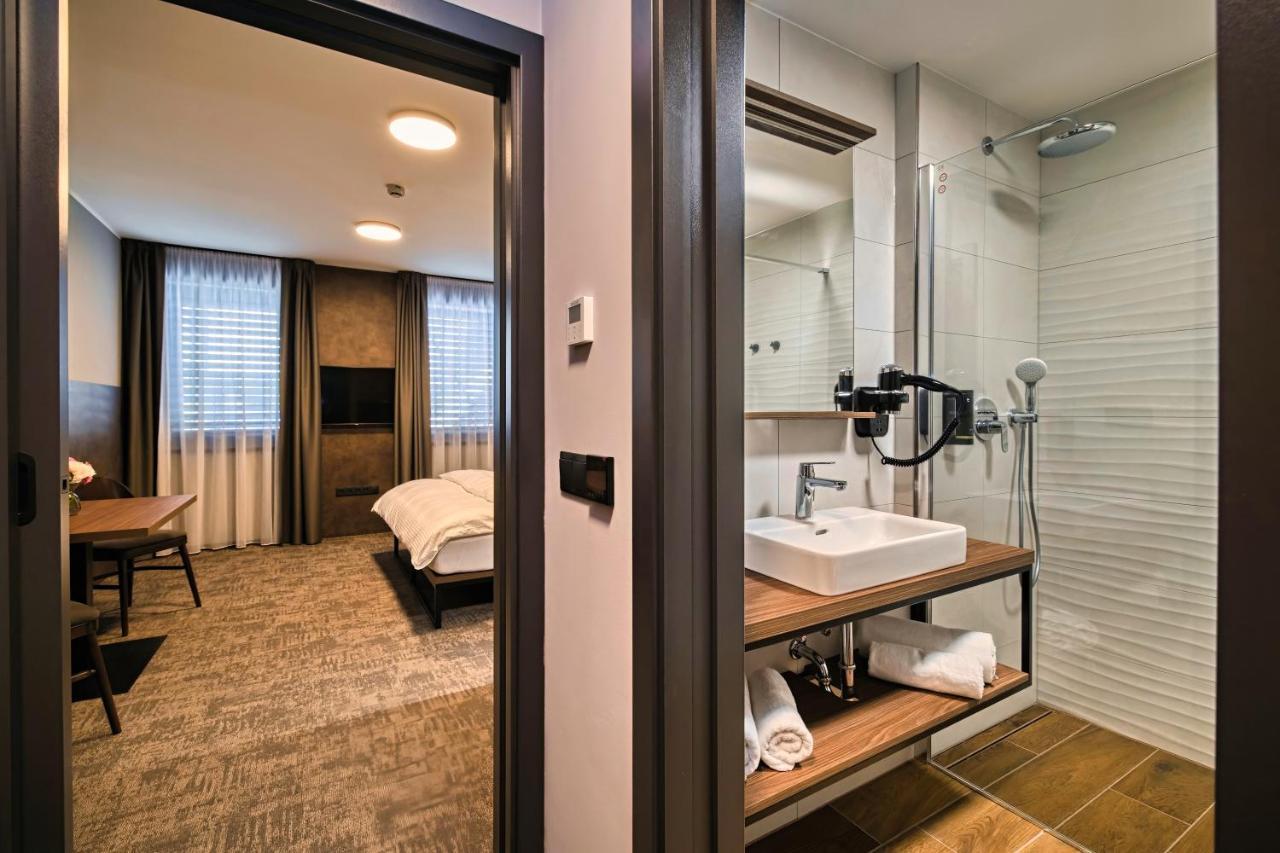 אולומוץ Aba Apartments מראה חיצוני תמונה