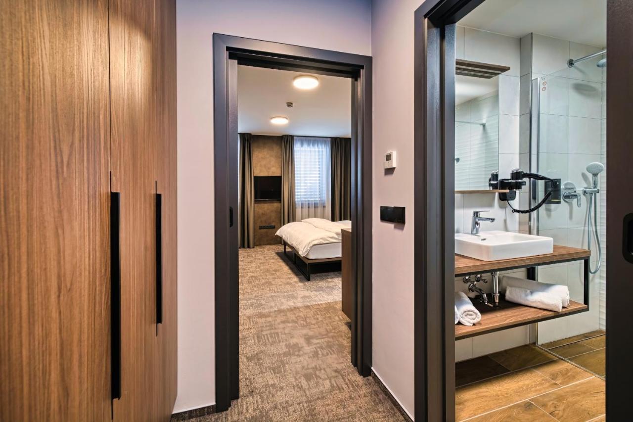 אולומוץ Aba Apartments מראה חיצוני תמונה