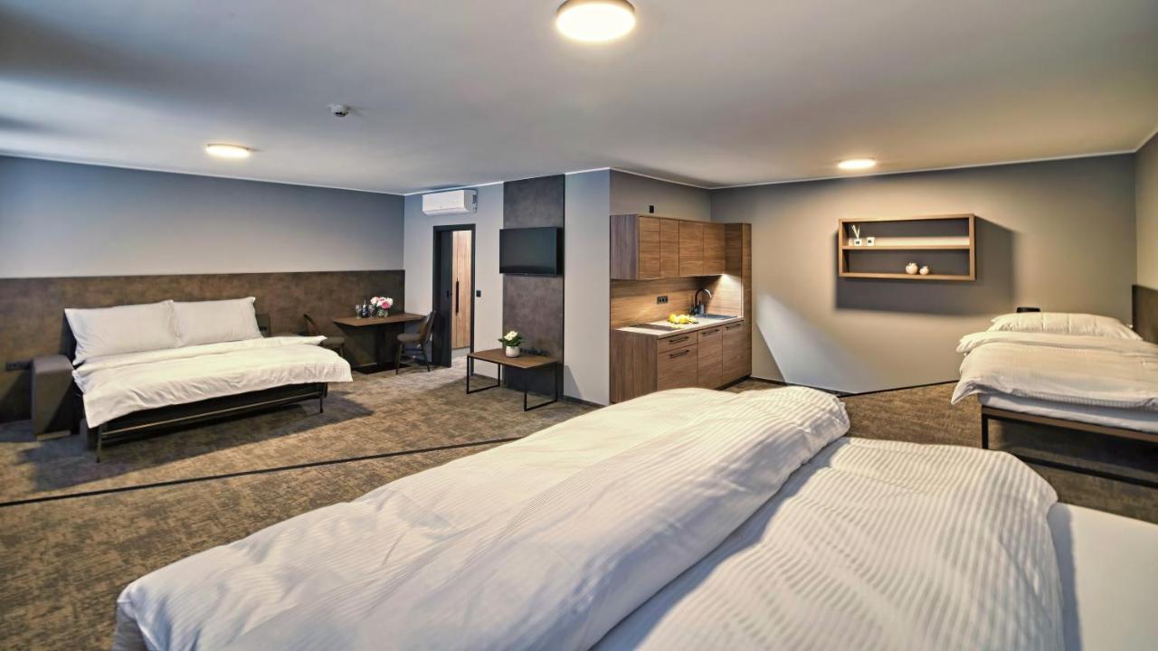 אולומוץ Aba Apartments מראה חיצוני תמונה