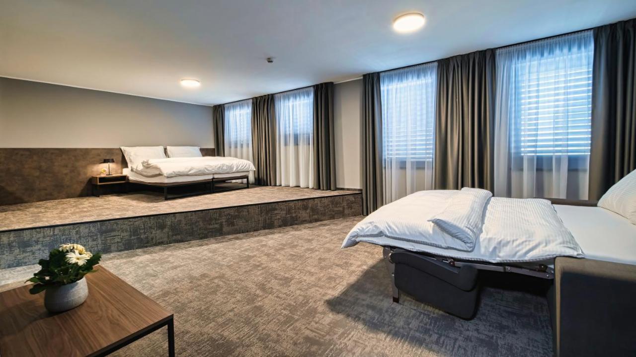 אולומוץ Aba Apartments מראה חיצוני תמונה